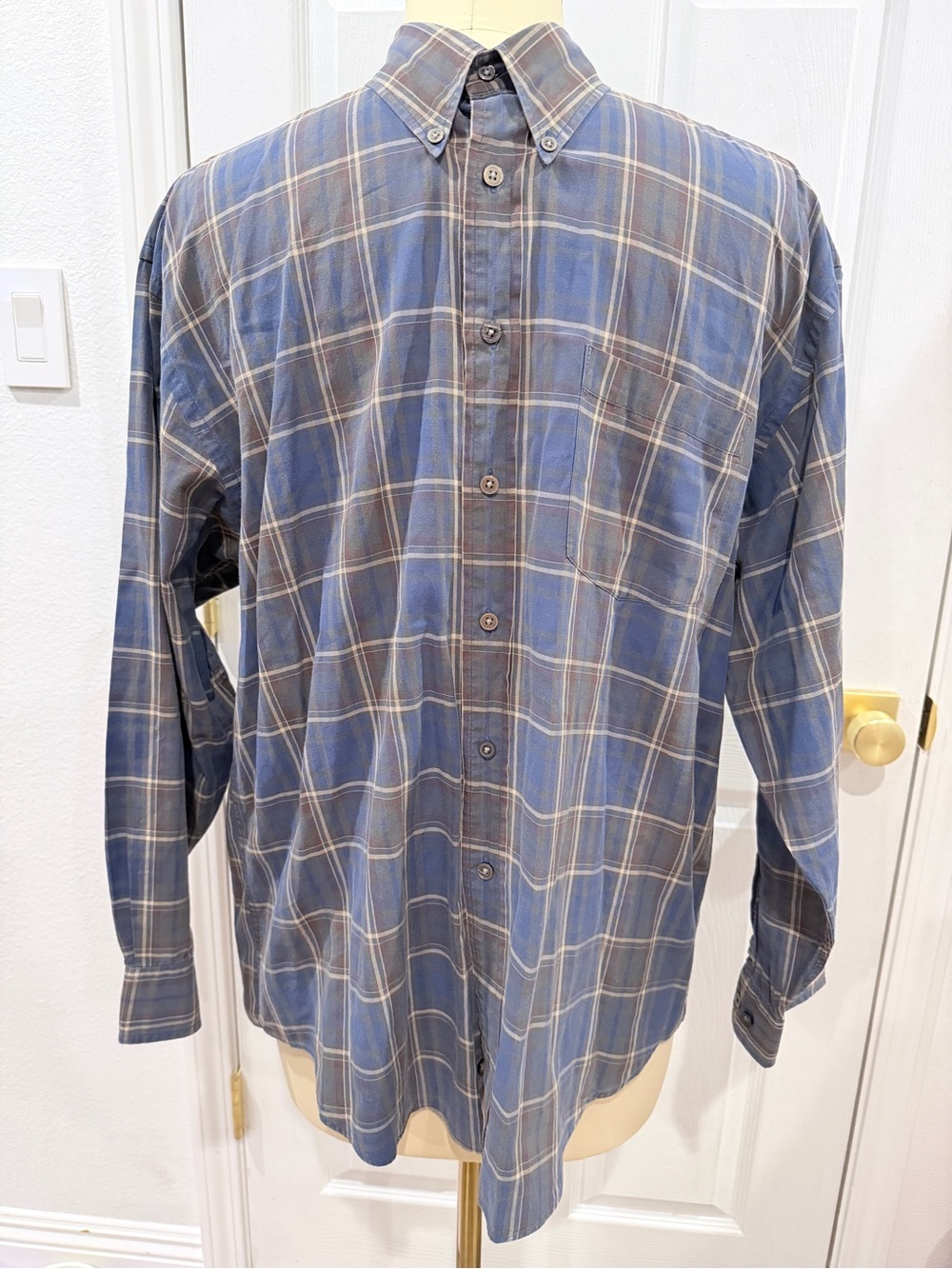 90s Men's Blue Plaid Button-Down Casual Long Sleeve Shirt